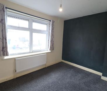 4 bedroom terraced house to rent - Photo 6