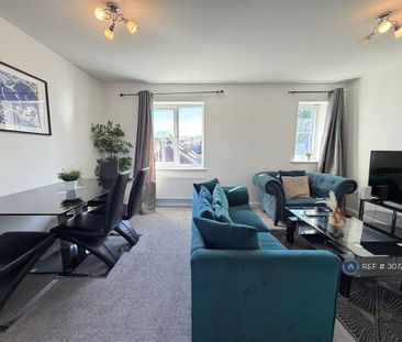2 bedroom flat to rent - Photo 2
