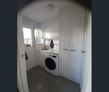 Spacious Townhouse in quiet location - Photo 5