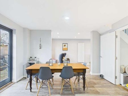 Thorpeness, IP16 - Photo 5