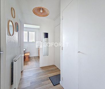 Apartment - Photo 2