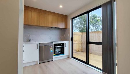 Perfect Family Home - Photo 2