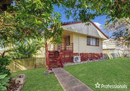 Affordable Living in a Central Location! - Photo 5