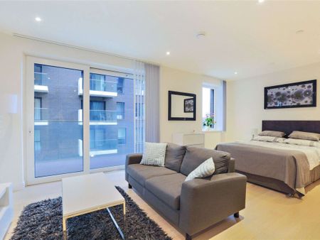 Superb second floor studio apartment in The Roper Building in Greenwich Peninsula, the newest development close to the o2. - Photo 5