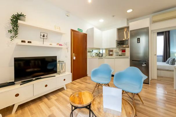 Calle de Preciados, Madrid, Community of Madrid 28013 - Photo 1