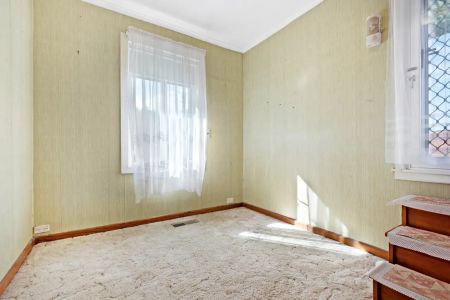 Quiet court location - Photo 3