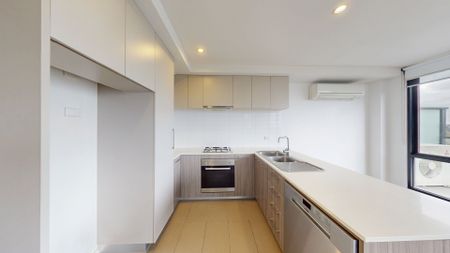 Unbeatable Views in a Prime Location - Photo 4