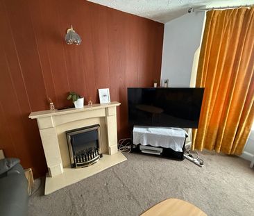 4 Bed Terraced House, Oldfield Road, CV5 - Photo 5