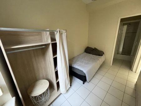 Location Appartement 2 pièces 21 m2 à Saint-Quentin - Photo 3