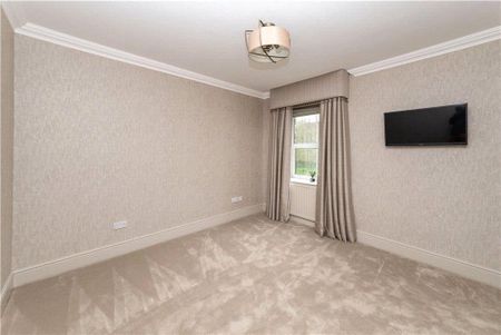 3 bedroom apartment to rent - Photo 4