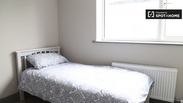 Room for rent in Whitehall A, Dublin. - Photo 1
