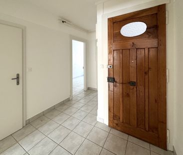 Magnifique appartement de 2 pièces au Rez-de-chaussée avec loggia - Photo 6