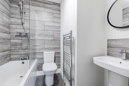 2 bedroom flat to rent - Photo 5