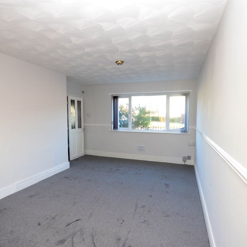 2 bed semi-detached house to rent in Glynfellis, Leam Lane, NE10 - Photo 1