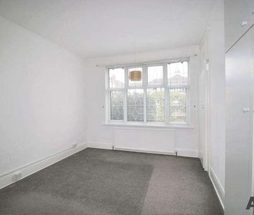 Meadow Way, Upminster, RM14 - Photo 3