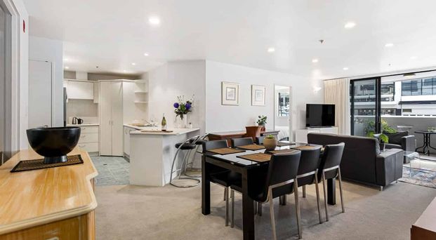 Fully Furnished Executive 2-Bedroom Apartment - Photo 1