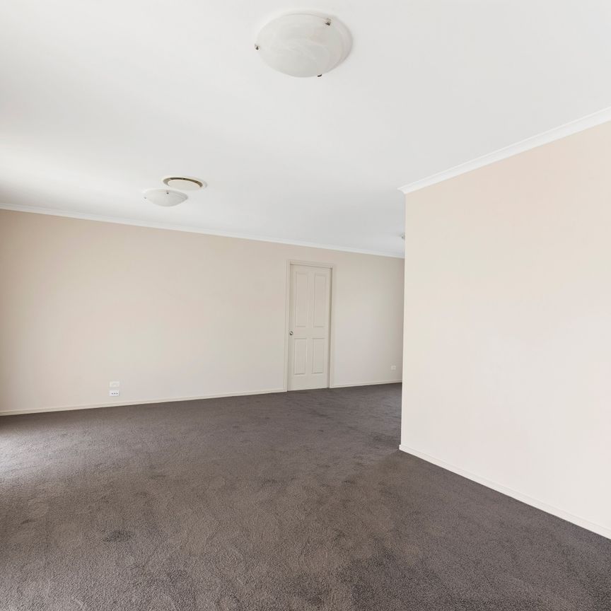 81 Pillar Street, Middle Ridge QLD 4350 - House For Rent | Domain - Photo 1