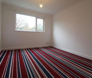 3 bedroom apartment to rent - Photo 5