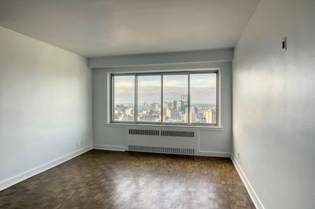 3555 Cote-des-Neiges Road - Photo 4