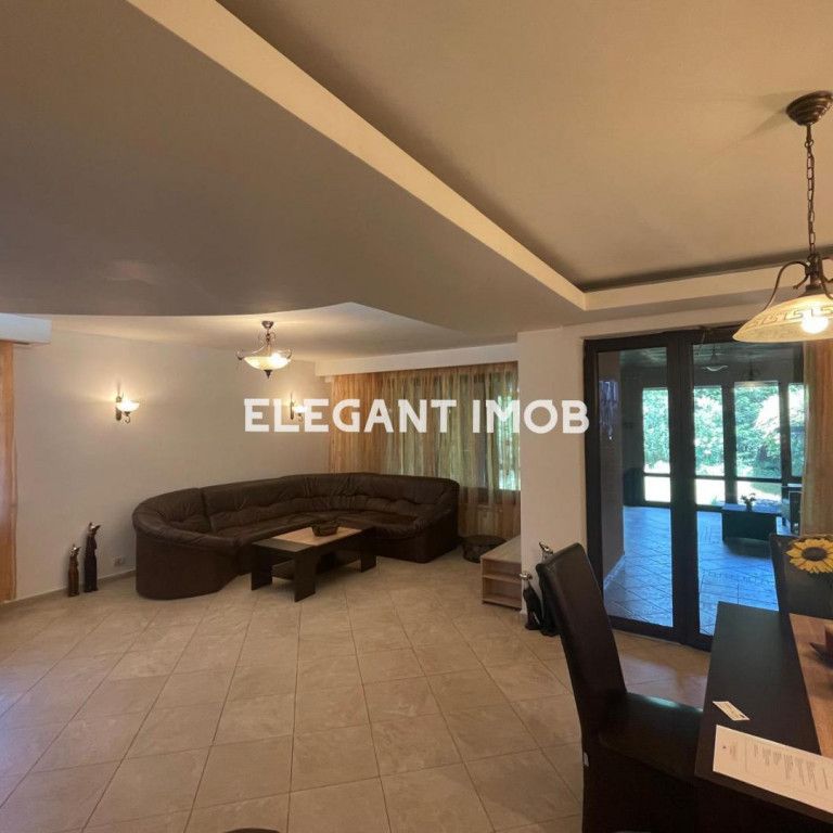 Vila in Paradisul Verde din Corbeanca - Fotografie 1