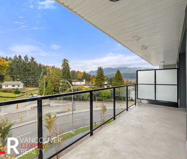 Condo in Port Moody, British Columbia - Photo 4