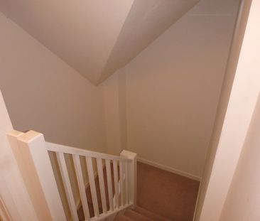 Three Bedroom Apartment to Rent in Taunton - Photo 1