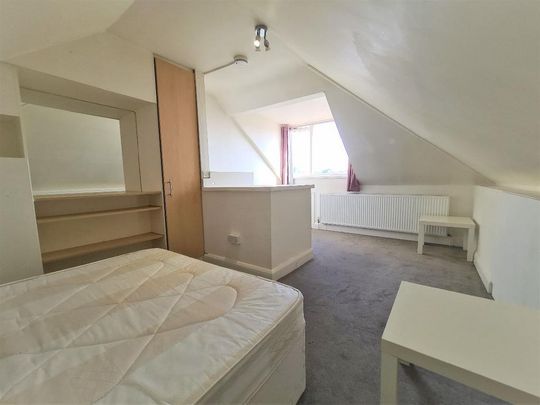 House share to rent - Photo 1