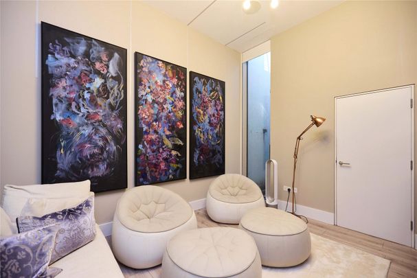 Elm Tree Road, London, NW8 9JR - Photo 1