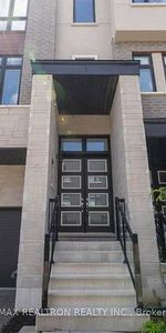 Townhouse 3-Storey In Vaughan Available Immediately! - Photo 4