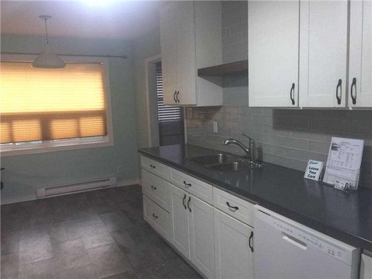 For Lease - 24 Metro Road, Georgina, Ontario - Photo 1