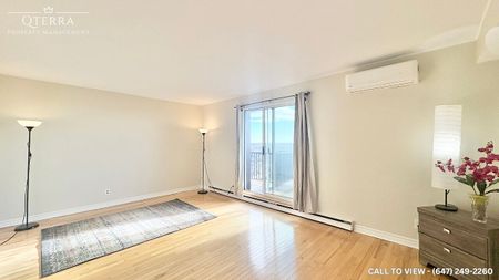 GORGEOUS 2-BEDROOM CONDO WITH MODERN FINISHES - Photo 2