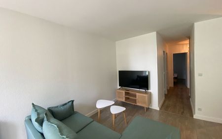 Appartement à louer 2 pièces • 53 m2 Castres - Photo 4