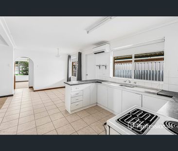 11 Warnbro Sound Avenue, Warnbro, WA 6169 - Photo 4