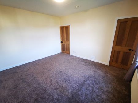 14 Gannochie Terrace, Craigie, Dundee - Photo 3