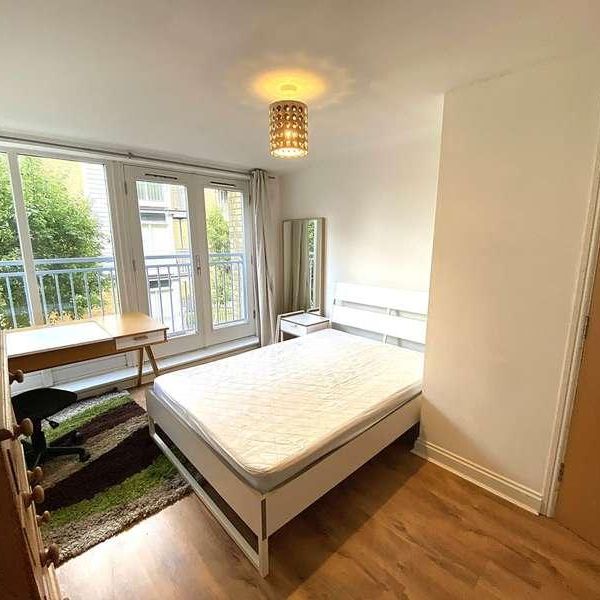 St Andrew`s Close, Canterbury, CT1 - Photo 1