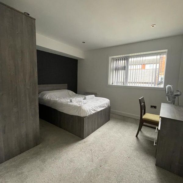 28C Albert Street - Newly Renovated with 2 BathroomsLoughborough - Photo 1