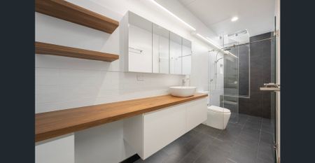 Spacious Terrace with Rooftop in Prime City-fringe Location - Photo 4