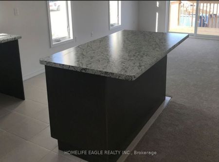 For Lease - 172 Isabella Drive, Orillia, Ontario - Photo 3