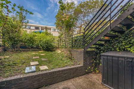 Gore Road, South Hackney, London, E9 7HW - Photo 5