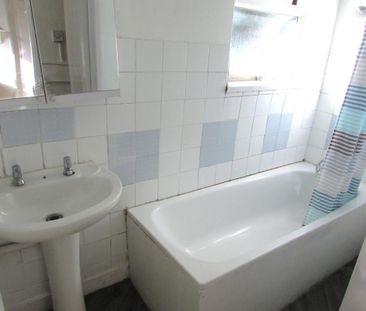 2 bedroom maisonette to rent - Photo 6