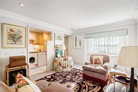 A spacious self-contained studio apartment in a convenient South Kensington location. - Photo 5