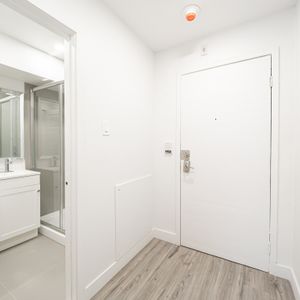Studio - Ontario - Photo 2