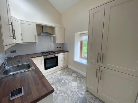 2 bedroom apartment to rent - Photo 2