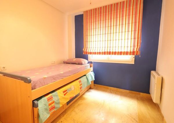 Apartamento bajo en Aguamarina.