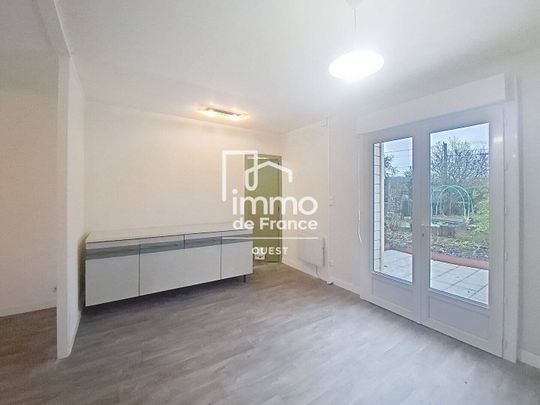 Location maison 4 pièces 88.28 m² à Neau (53150) - Photo 1