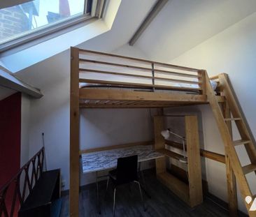 AU COEUR DU VIEUX LILLE - APPARTEMENT DE TYPE 1 BIS MEUBLE - AVEC M... - Photo 4