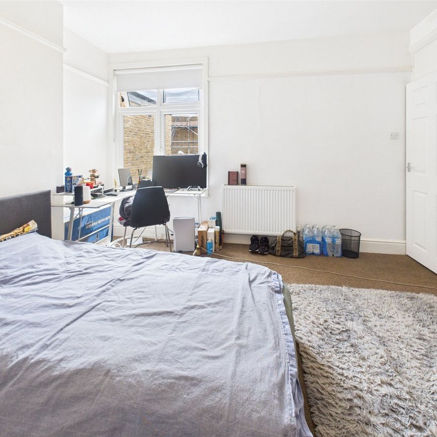 King Street, Twickenham, Middlesex, TW1 - Photo 1