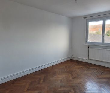 Location Appartement 3 pièces 72m² ST OMER 62500 - Photo 4