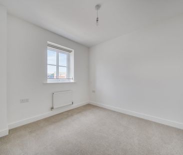 Cygnet Close - Photo 5