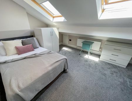 6 bedroom terraced house to rent - Photo 5